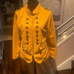 This is a gorgeous military style woman’s jacket size large 16 buttons rash